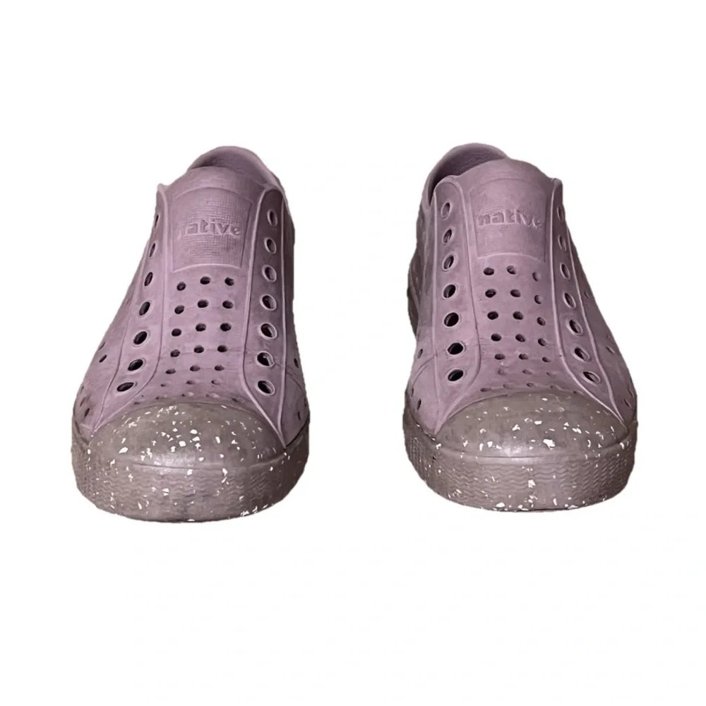 Native Shoes Mauve Slip On Sneakers J2 Kids Size 2 Lightweight Casual Shoes